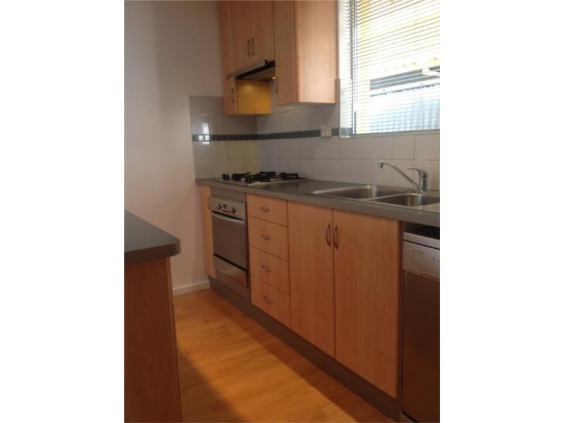 1/32 WESTBURY CRESCENT, Bicton WA 6157