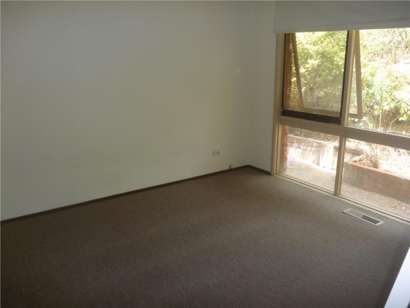 16 Edmonds Street, Diamond Creek VIC 3089