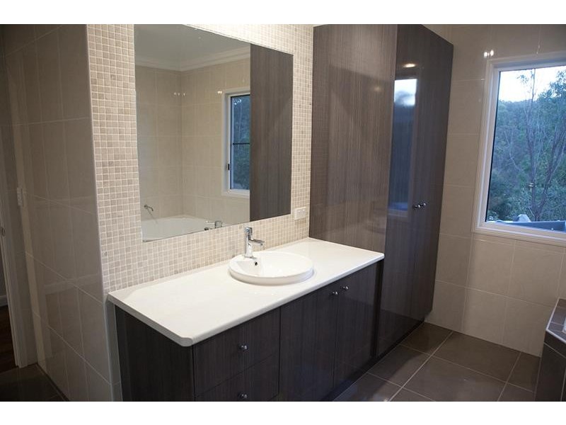 1/81 Tabletop Road, Withcott QLD 4352