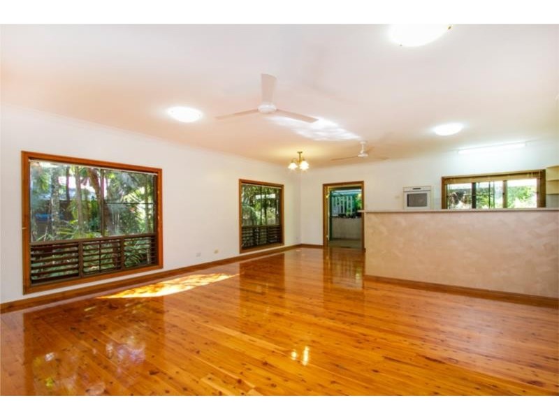 19 Kuranda Crescent, Kuranda QLD 4881