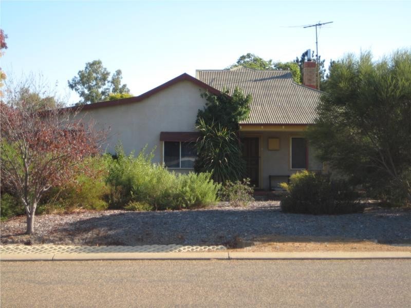 19 (Lot 1) Piesse Street, Williams WA 6391