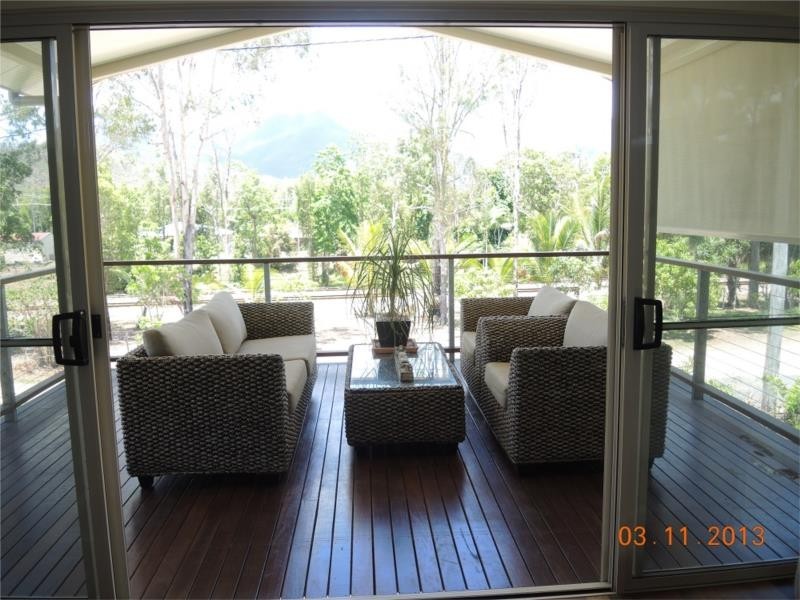 22 BOWEN STREET, Cardwell QLD 4849