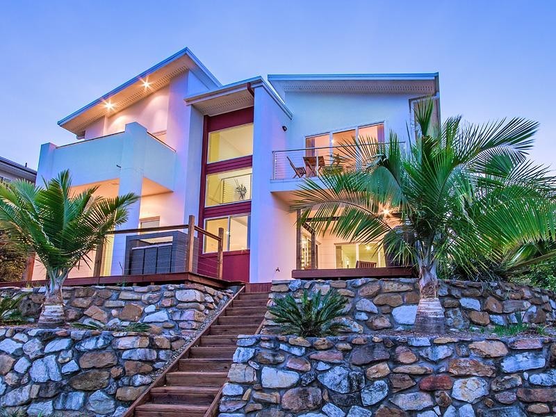 11 Village High Crescent, Coomera Waters QLD 4209