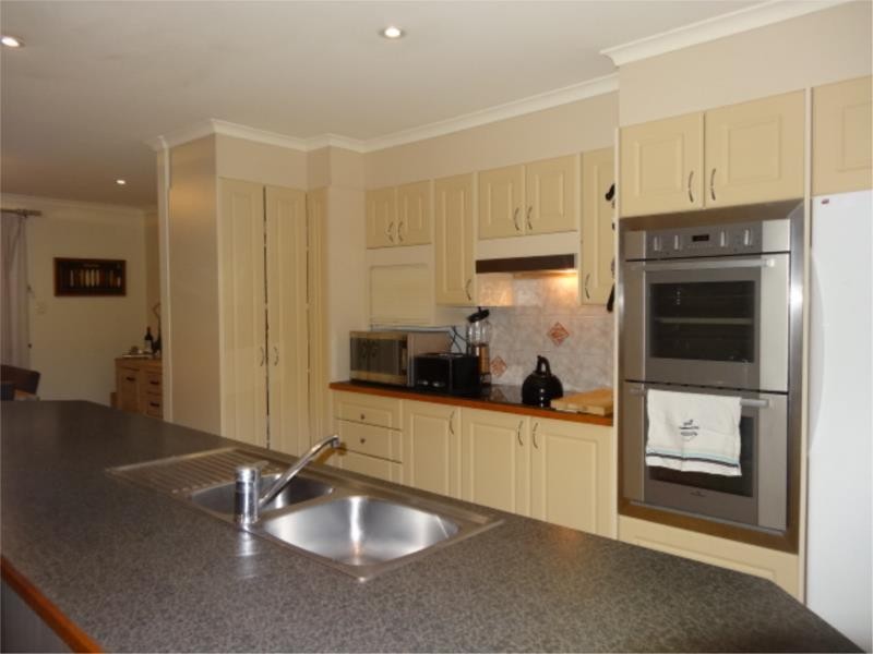 6 Avocet Court, Wurtulla QLD 4575