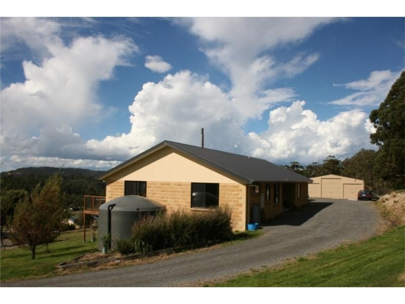 177 Saddle Road, Kettering TAS 7155