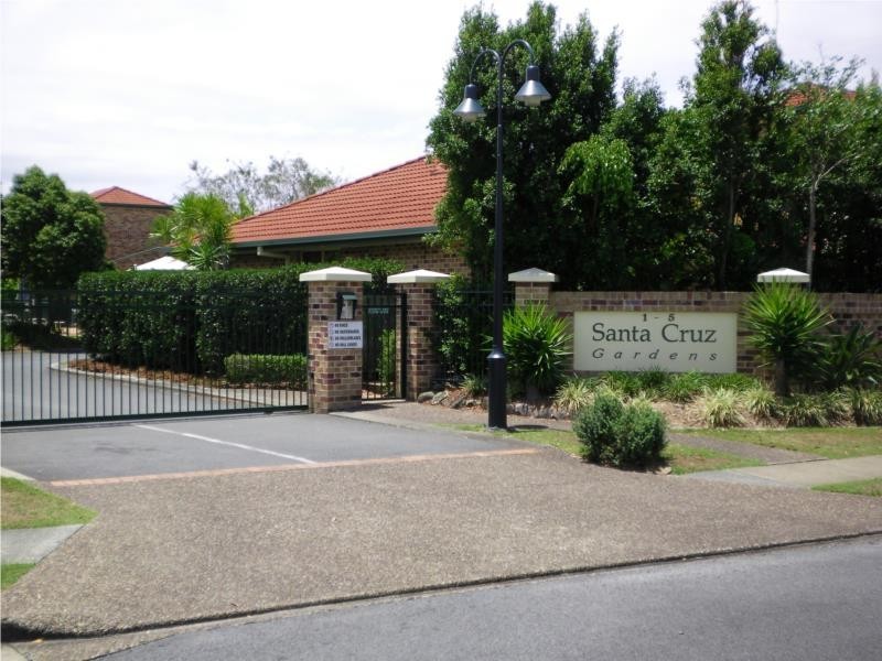 18/1-5 Santa Cruz Blvd, Clear Island Waters QLD 4226