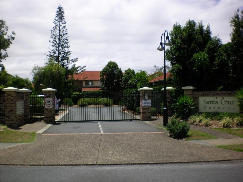 18/1-5 Santa Cruz Blvd, Clear Island Waters QLD 4226