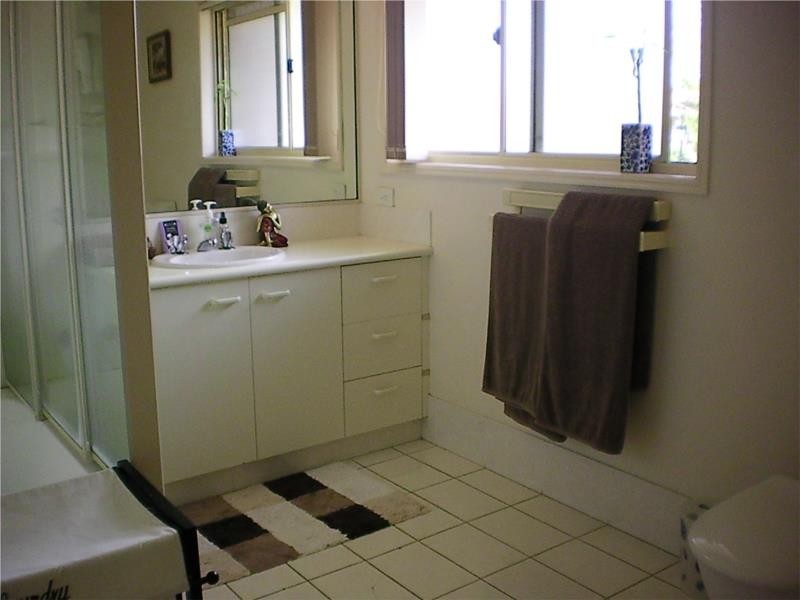 18/1-5 Santa Cruz Blvd, Clear Island Waters QLD 4226