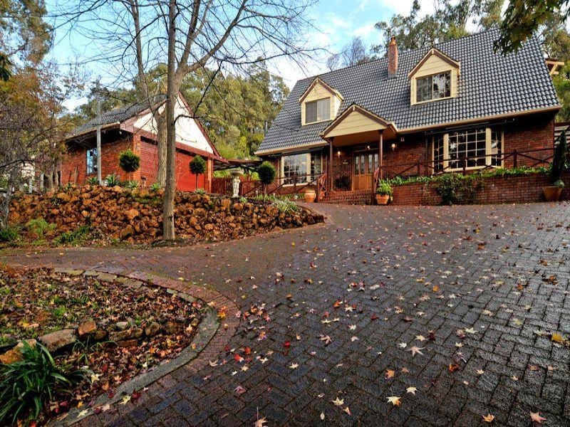 55 Spring Road, Kalamunda WA 6076