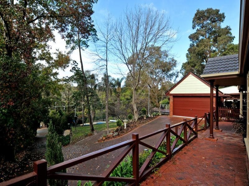 55 Spring Road, Kalamunda WA 6076