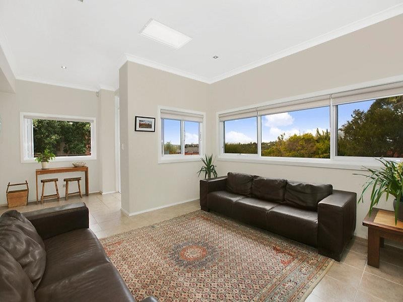 21 Makim Street, North Curl Curl NSW 2099