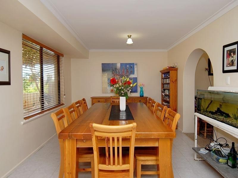 16 Yallambee Crescent, Wanneroo WA 6065