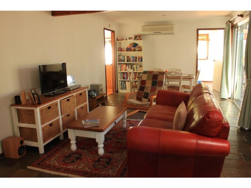 31 Vera Ave, Lemon Tree Passage NSW 2319