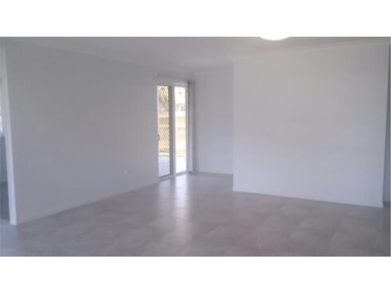 1 Alba Court, Bushland Beach QLD 4818