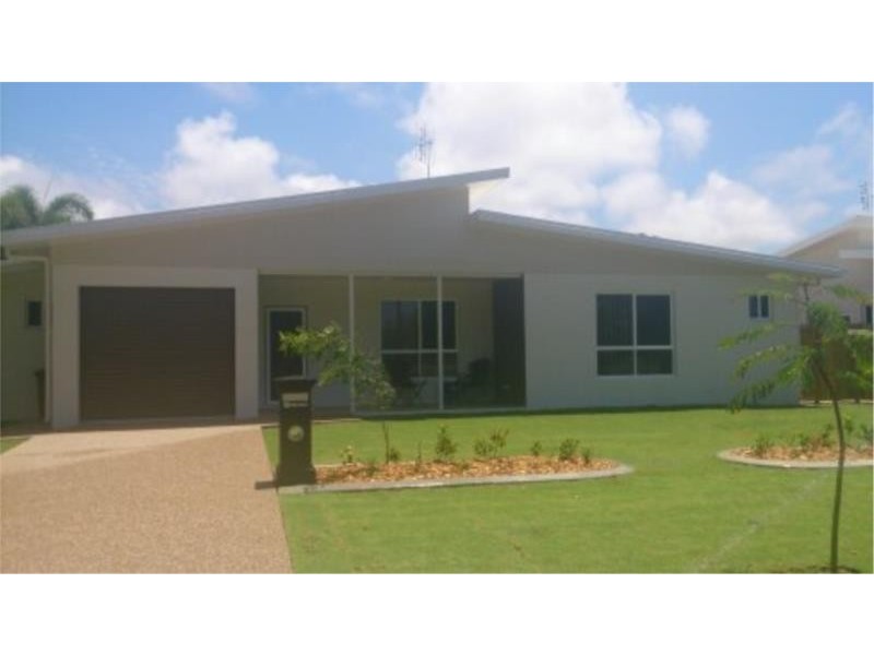 1 Alba Court, Bushland Beach QLD 4818