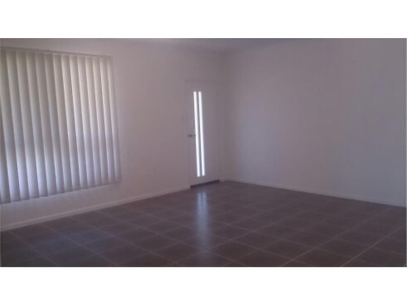 1 Alba Court, Bushland Beach QLD 4818