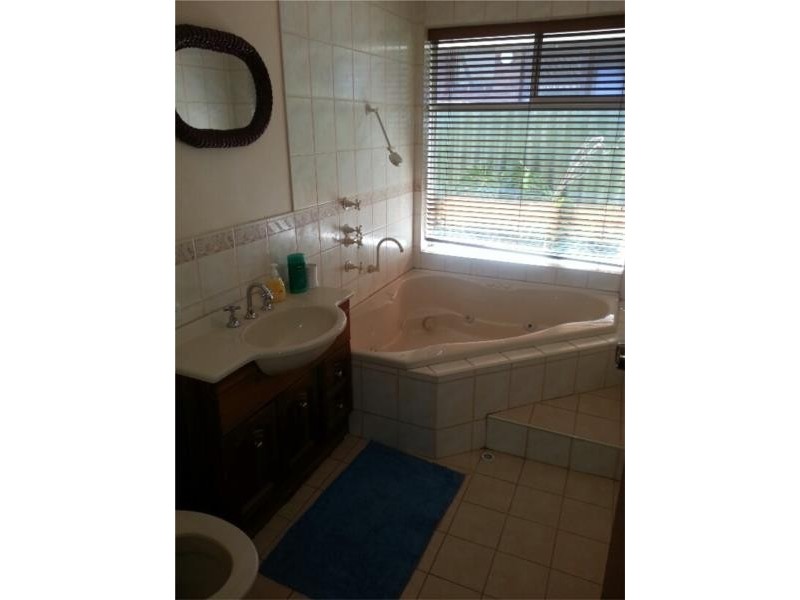 34 Stevens Road, High Wycombe WA 6057