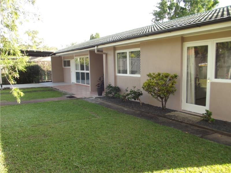 22 Cromarty Street, Kenmore QLD 4069
