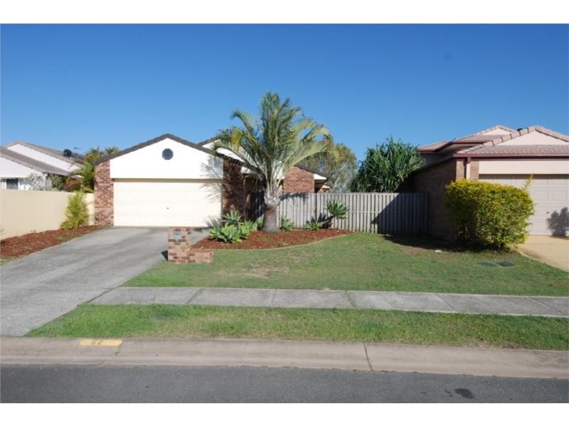 52 Dipper Drive, Burleigh Waters QLD 4220
