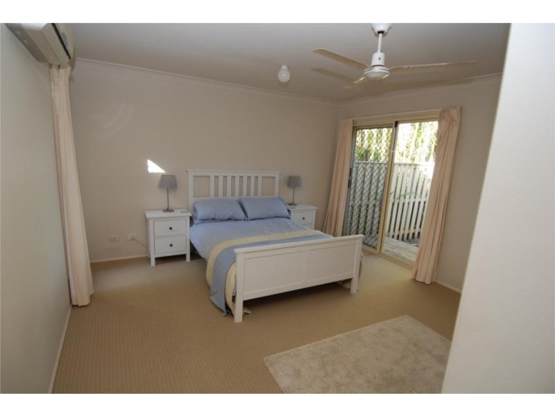 52 Dipper Drive, Burleigh Waters QLD 4220