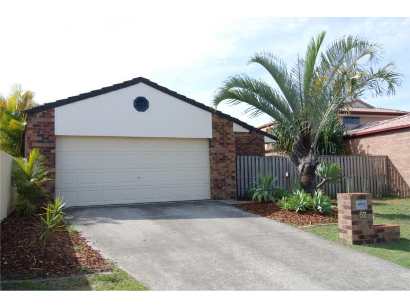 52 Dipper Drive, Burleigh Waters QLD 4220