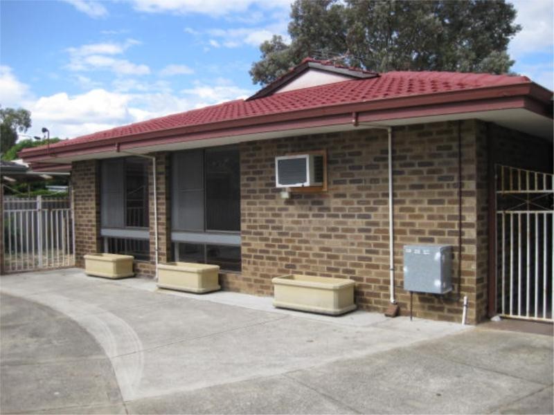 10 Edgley Place, Thornlie WA 6108
