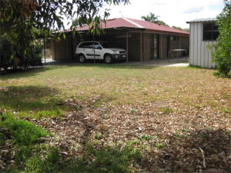 10 Edgley Place, Thornlie WA 6108