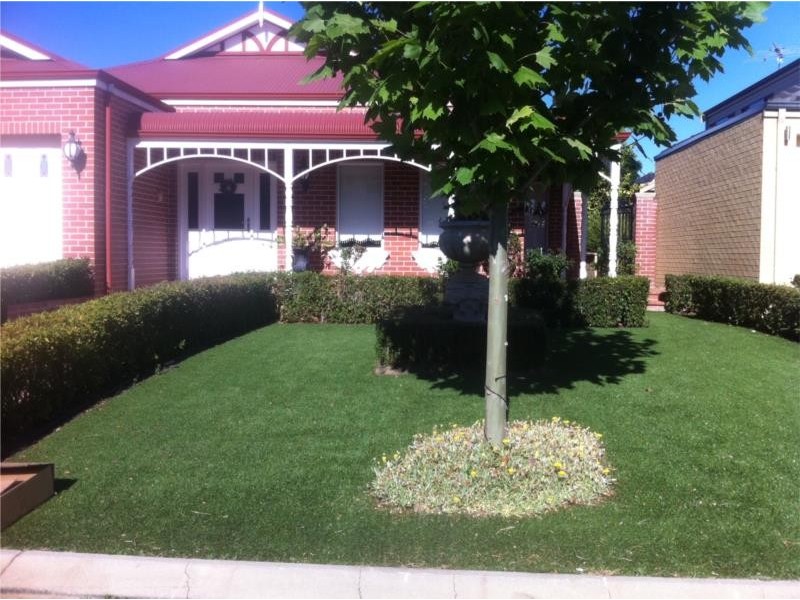 5 Locarno Close, Stirling WA 6021