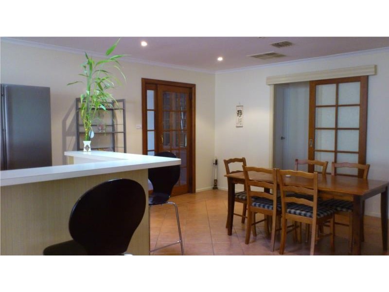 10 Mona Court, Modbury Heights SA 5092