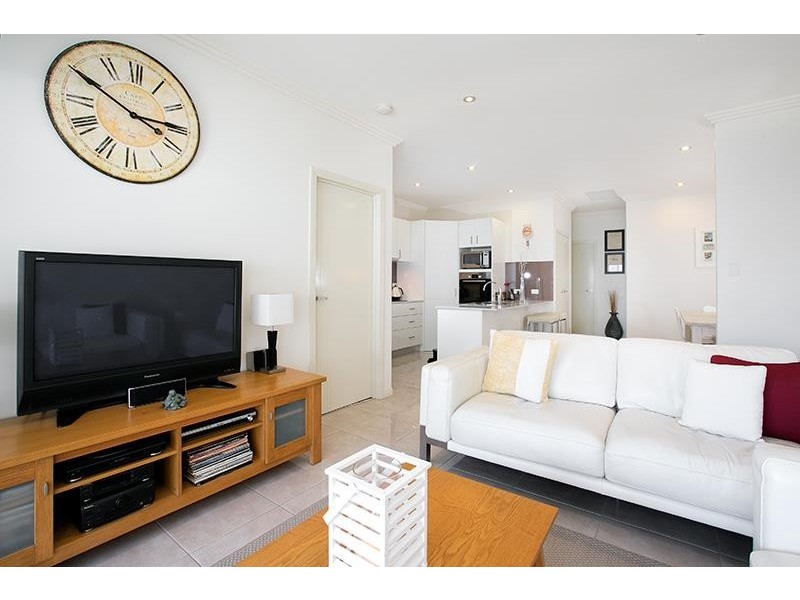 9/17 MARSHALL LANE, Kenmore QLD 4069