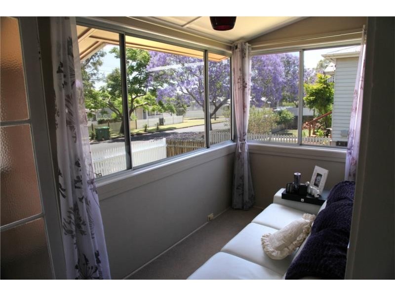 16 Louisa Street, South Toowoomba QLD 4350