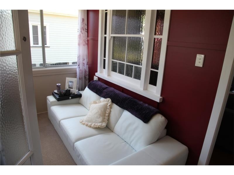 16 Louisa Street, South Toowoomba QLD 4350