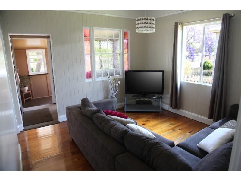 16 Louisa Street, South Toowoomba QLD 4350