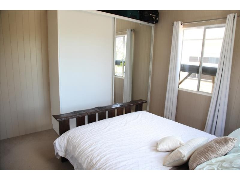 16 Louisa Street, South Toowoomba QLD 4350