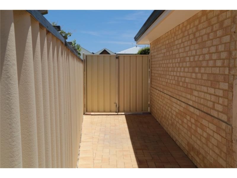 69 Christian Circle, Quinns Rocks WA 6030