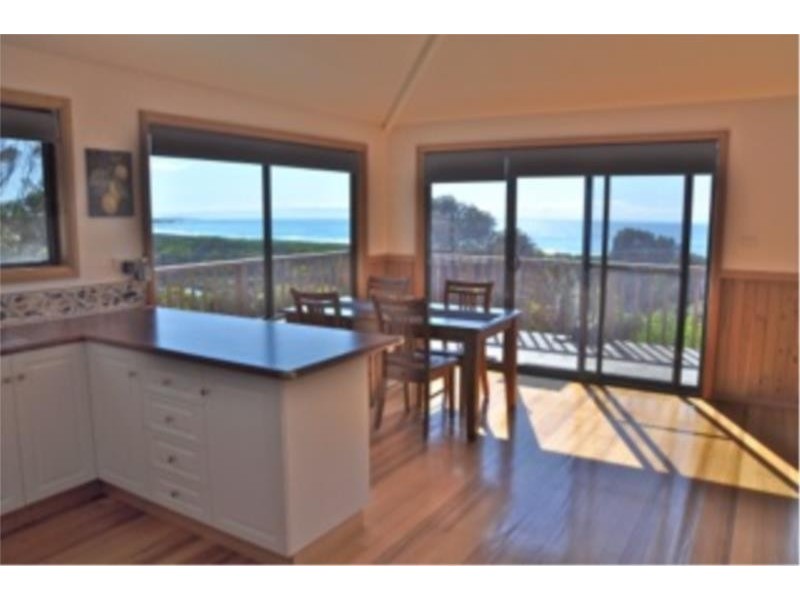 24287 Tasman Highway ‘Dianas Basin’, St Helens TAS 7216