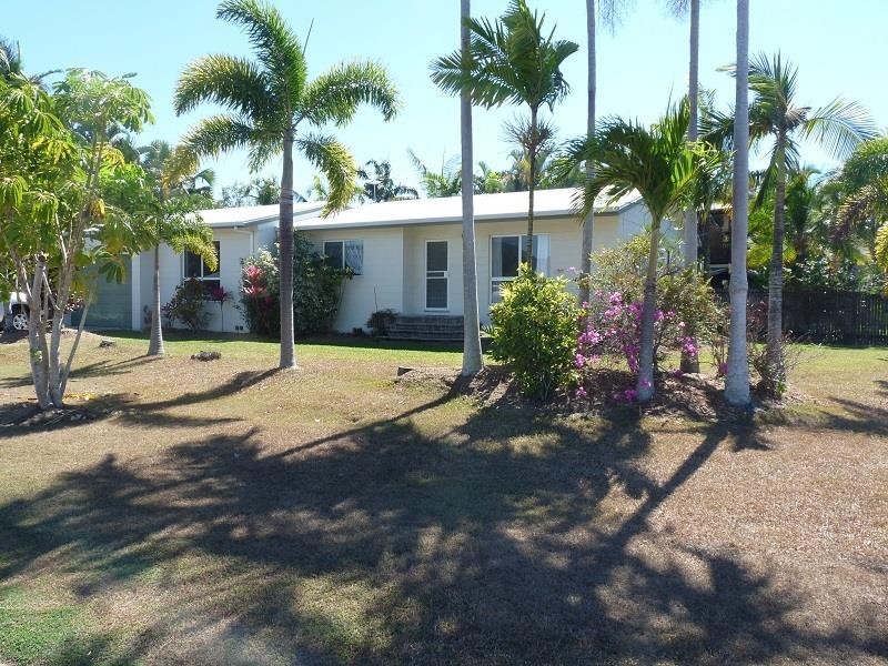 242 Balgal Beach Road, Balgal Beach QLD 4816