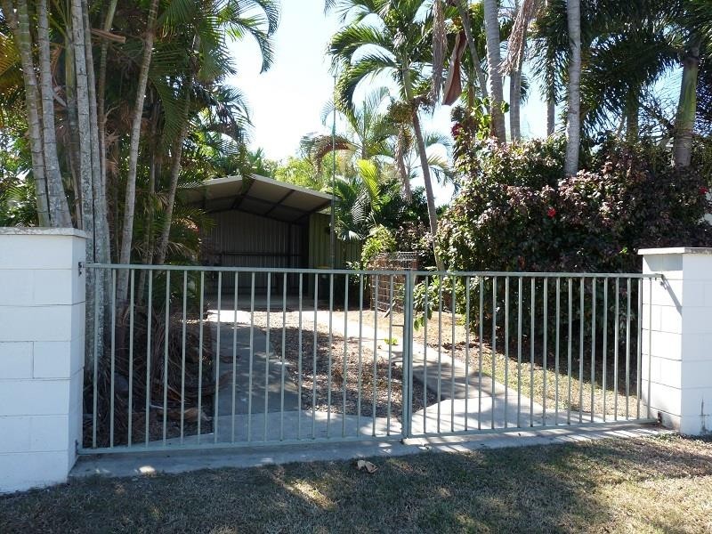 242 Balgal Beach Road, Balgal Beach QLD 4816