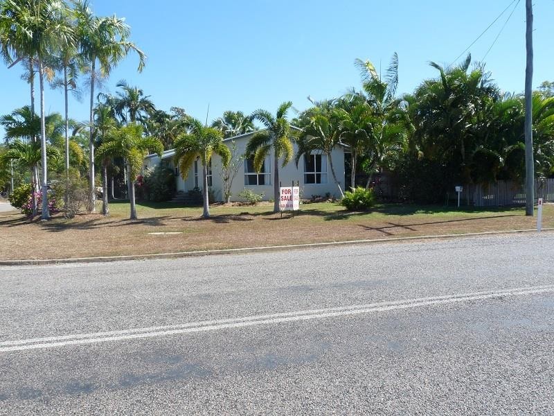 242 Balgal Beach Road, Balgal Beach QLD 4816