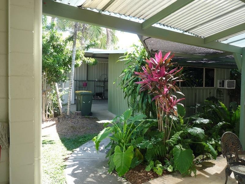 242 Balgal Beach Road, Balgal Beach QLD 4816