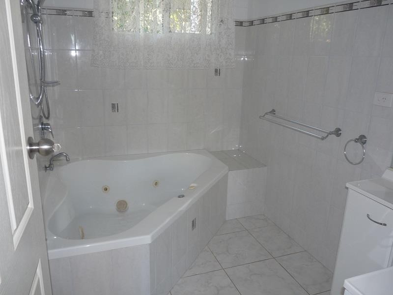 242 Balgal Beach Road, Balgal Beach QLD 4816