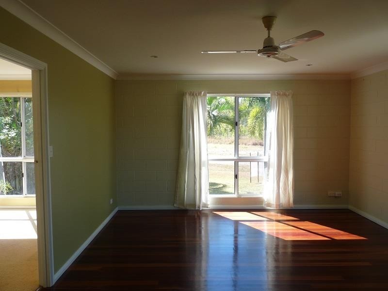 242 Balgal Beach Road, Balgal Beach QLD 4816