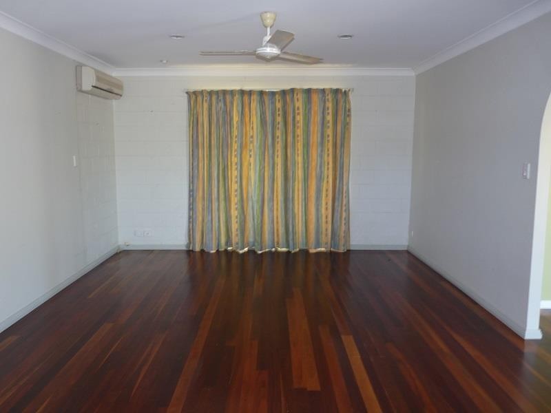 242 Balgal Beach Road, Balgal Beach QLD 4816