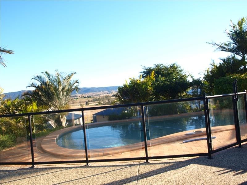 49 Carseldine Street, Kilcoy QLD 4515