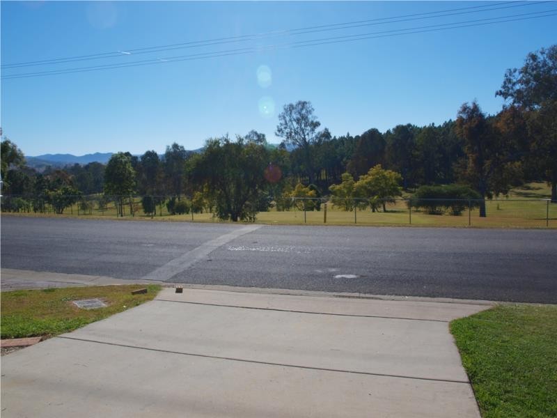 49 Carseldine Street, Kilcoy QLD 4515