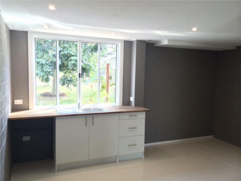 93 Lakeview Drive, Alloway QLD 4670