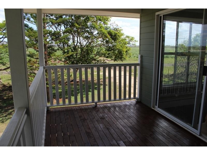 93 Lakeview Drive, Alloway QLD 4670