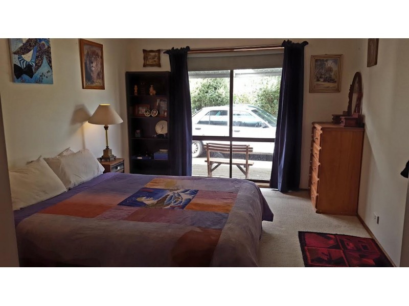 15 Yasmin Drive, Hernes Oak VIC 3825