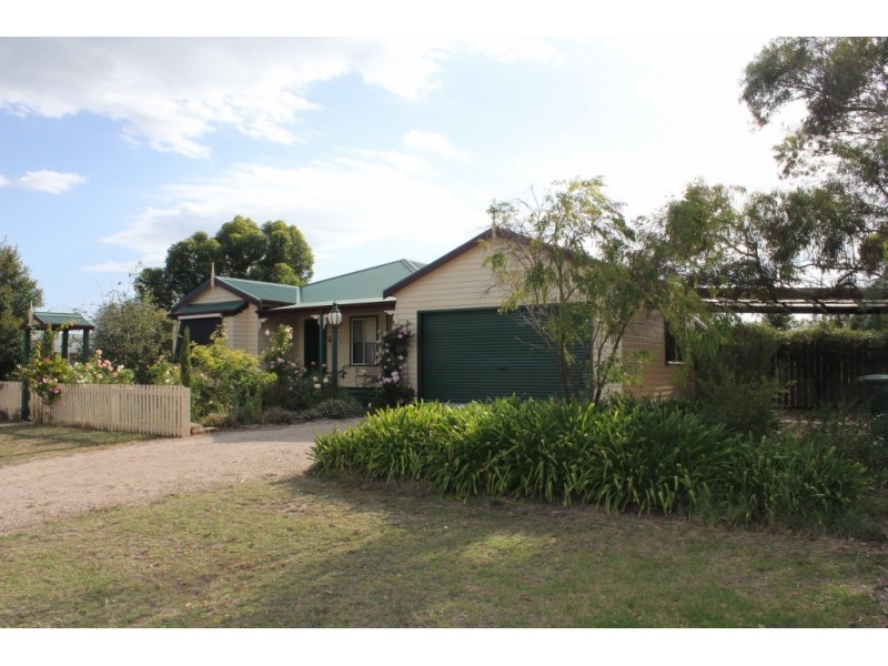 14 Dawsons Cove Drive, Newlands Arm VIC 3875