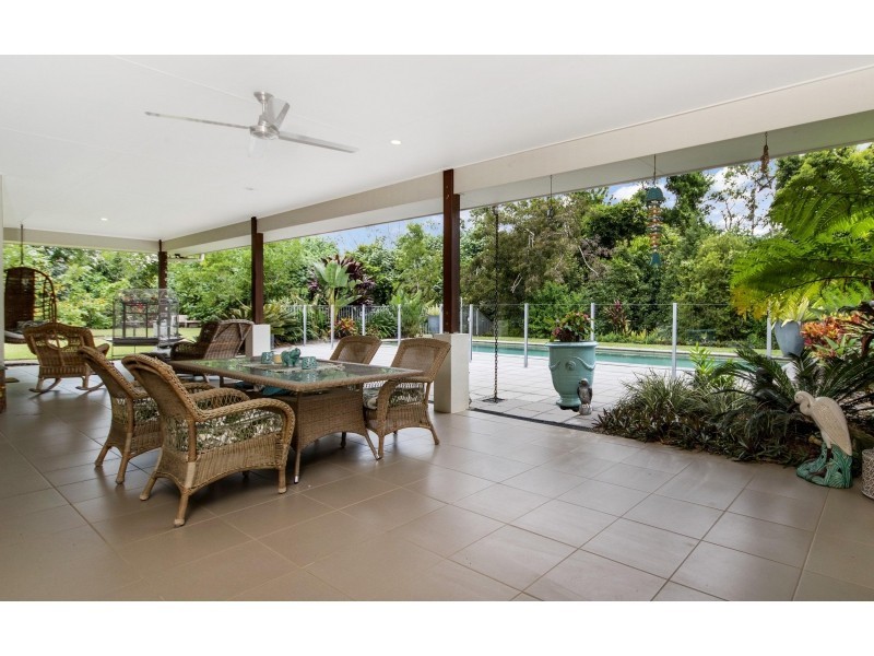 6 Anchor Close, Trinity Beach QLD 4879